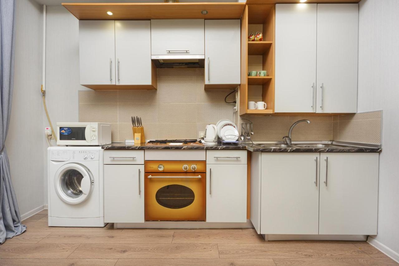Apartment Zhukovskogo 17 Odessa Buitenkant foto