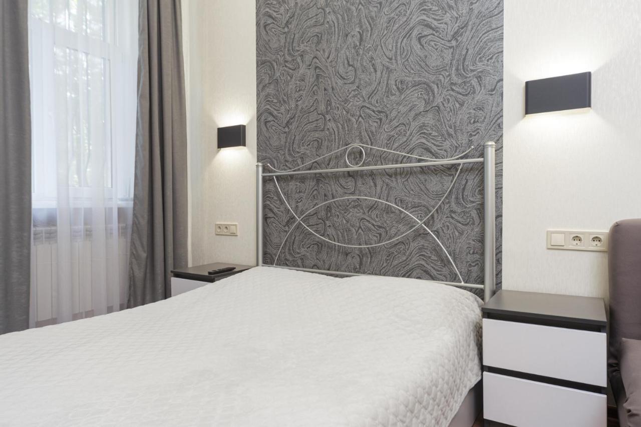 Apartment Zhukovskogo 17 Odessa Buitenkant foto