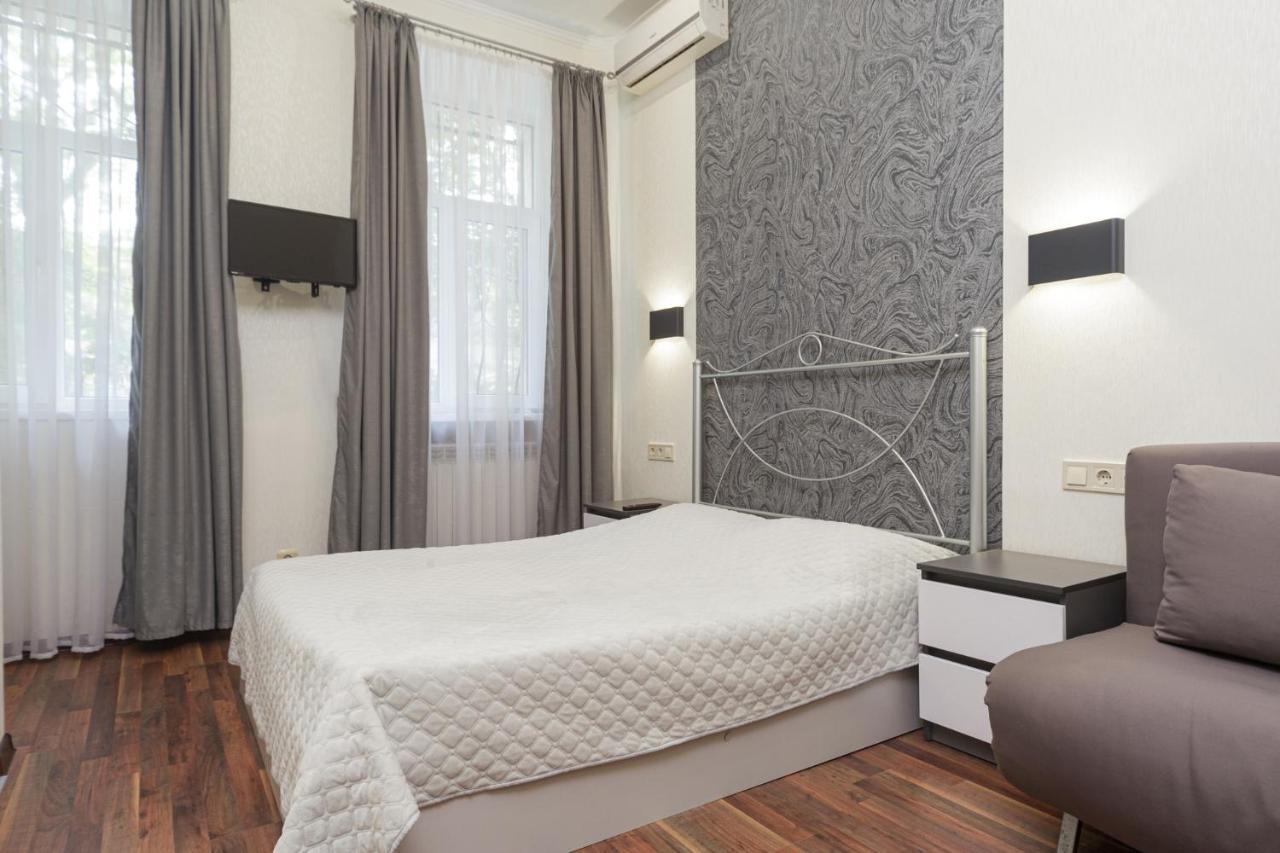 Apartment Zhukovskogo 17 Odessa Buitenkant foto